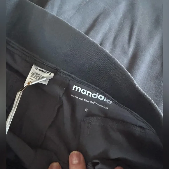 Mandala Scrubs NWT - Picture 3 of 7